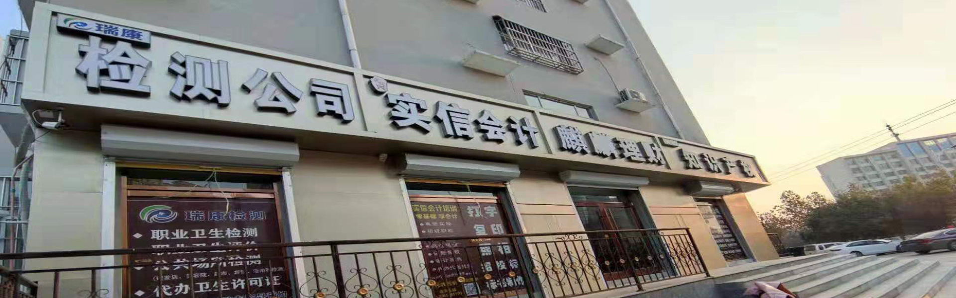 斷橋鋁門(mén)窗設(shè)備廠(chǎng)家